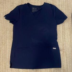 FIGS scrub top with two front pockets